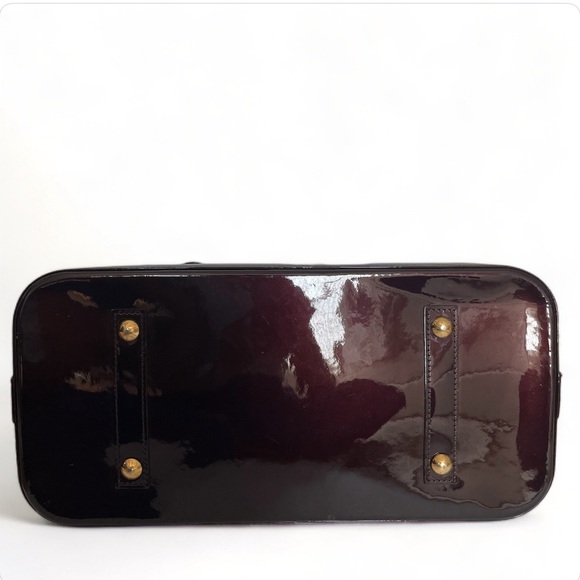 SALE!! Louis Vuitton Amarante GM Vernis Alma Bag - Picture 7 of 14